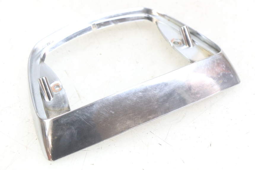 photo de Złącze tylnej owiewki PIAGGIO VESPA S 2T 50 (2007 - 2014) - Inny kąt widzenia