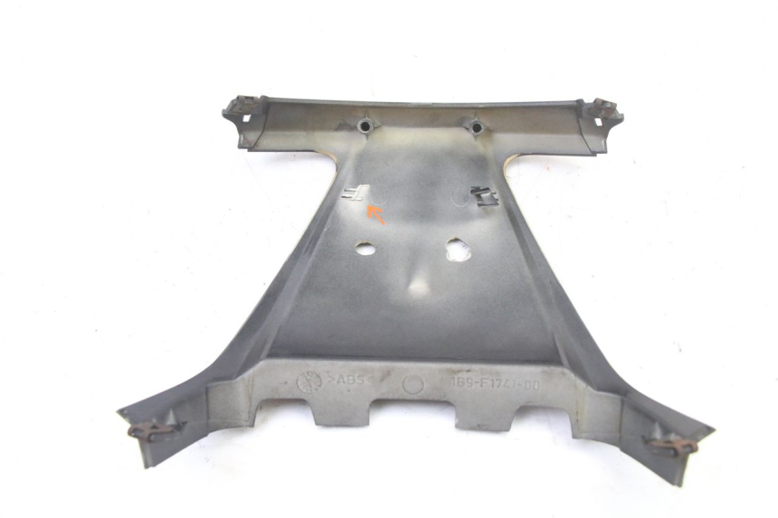 photo de Złącze tylnej owiewki YAMAHA XMAX X-MAX 125 (2006 - 2009) - Część sprawdzona