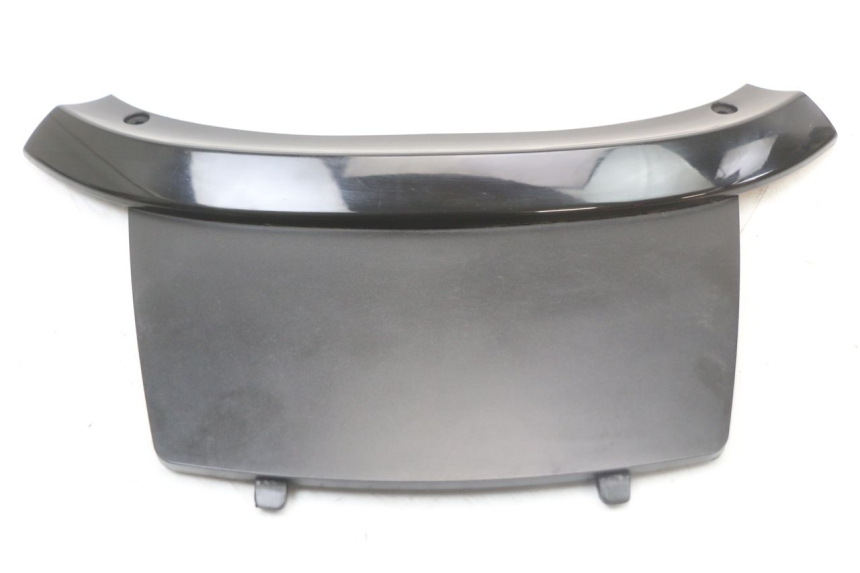 photo de ŁĄCZNIK OWIEWKI TYLNEJ PIAGGIO X10 125 (2012 - 2017) - Zoom stanu zużycia