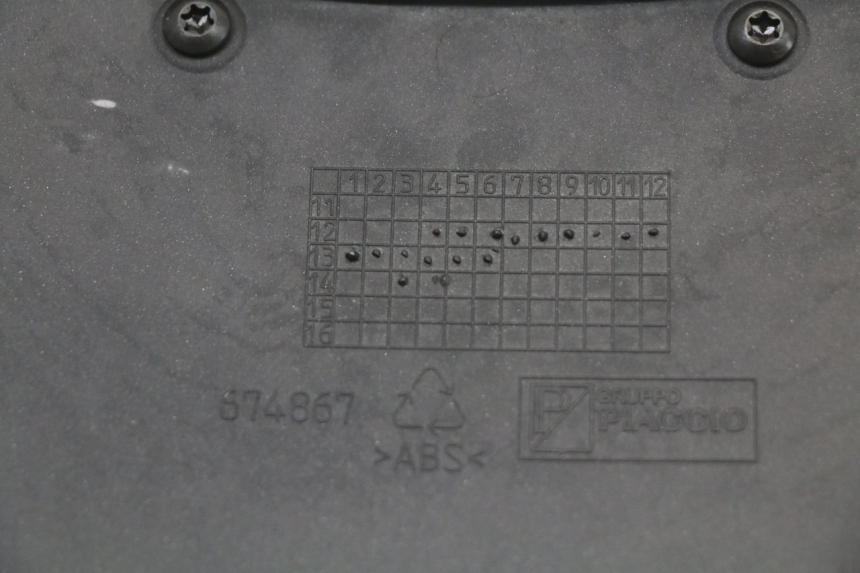 photo de ŁĄCZNIK OWIEWKI TYLNEJ PIAGGIO X10 125 (2012 - 2017) - Punkty mocowania