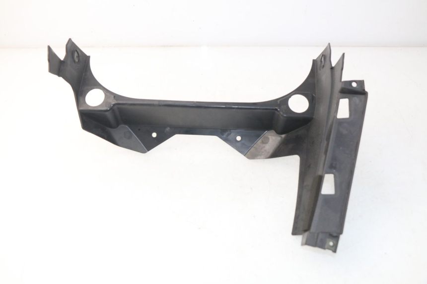 photo de Złącze tylnej owiewki YAMAHA XP T-MAX TMAX ABS 500 (2004 - 2007) - Zoom stanu zużycia