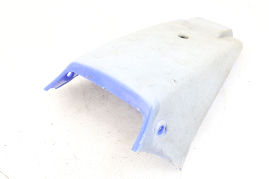 photo de Złącze tylnej owiewki HYOSUNG XRX 125 (2000 - 2008) - Zbliżenie techniczne