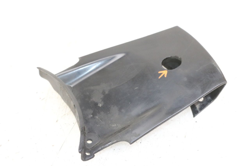 photo de Złącze tylnej owiewki YAMAHA BW'S NG NEXT GENERATION 50 (1996 - 2003) - Zbliżenie techniczne