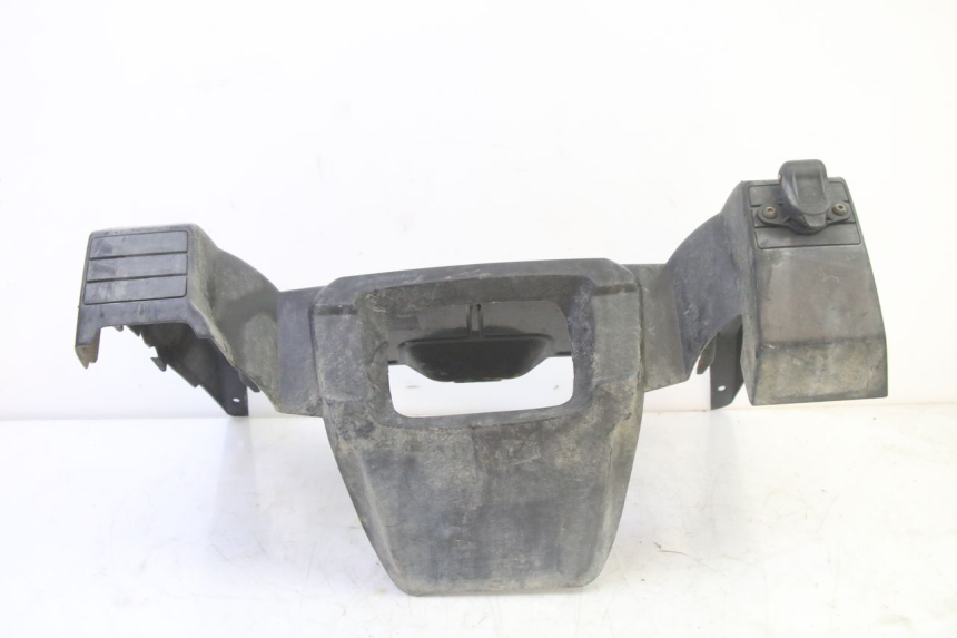 photo de Złącze tylnej owiewki YAMAHA YFM GRIZZLY 550 (2008 - 2015) - Zbliżenie techniczne