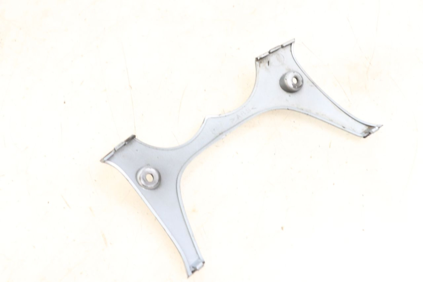 photo de Złącze tylnej owiewki YAMAHA YN NEO'S 50 (1997 - 2004) - Szczegół części