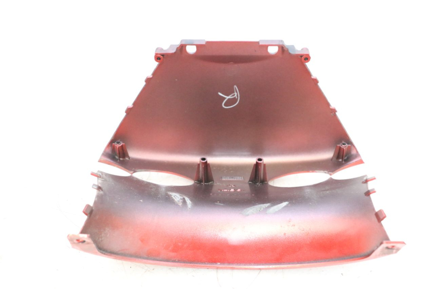 photo de ZŁĄCZE OWIEWKI TYLNEJ YAMAHA YP MAJESTY 125 (1998 - 2001) - Zbliżenie techniczne