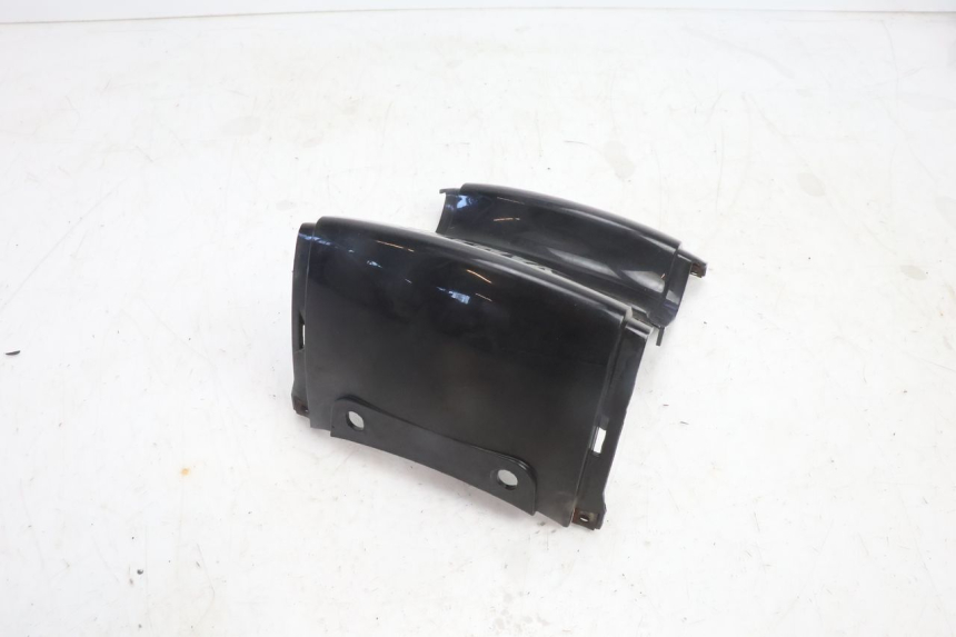photo de Złącze tylnej owiewki YAMAHA YP MAJESTY 125 (2007 - 2010) - Zoom stanu zużycia