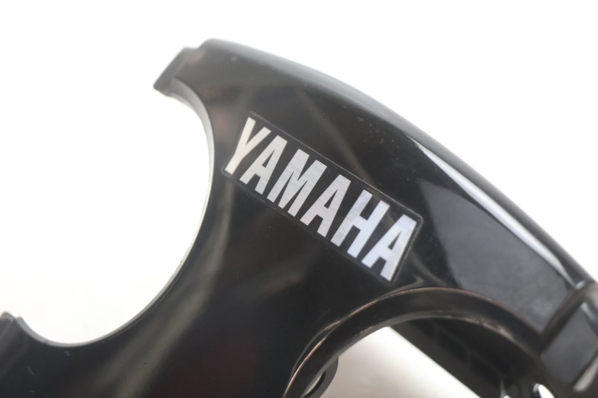 photo de Złącze tylnej owiewki YAMAHA YP MAJESTY 125 (2002 - 2006) - Zoom stanu zużycia