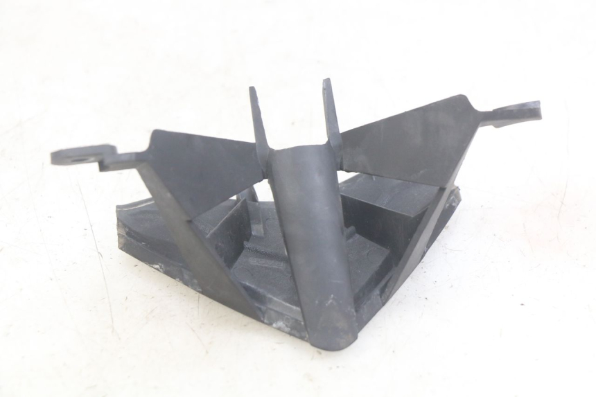 photo de Złącze owiewki przedniej NECO ALEXONE 125 (2017 - 2024) - Szczegół części