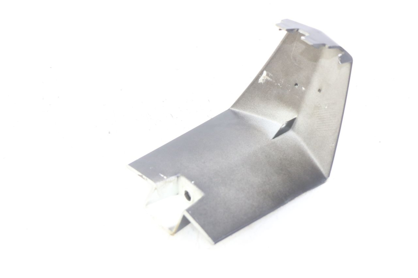 photo de Złącze owiewki przedniej PEUGEOT CITYSTAR 2T 50 (2018 - 2021) - Inny kąt widzenia