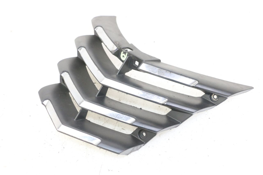 photo de Złącze owiewki przedniej PEUGEOT CITYSTAR 50 (2013 - 2017) - Inny kąt widzenia