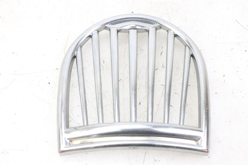 photo de Złącze owiewki przedniej DAELIM BESBI 125 (2007 - 2008) - Zoom stanu zużycia