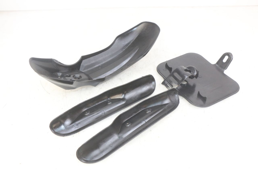 photo de Złącze owiewki przedniej LONCIN DIRT BIKE 125 - Zoom stanu zużycia