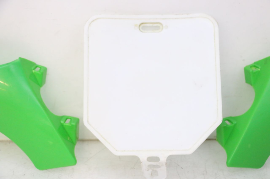 photo de Złącze owiewki przedniej LONCIN DIRT BIKE 125 - Zbliżenie techniczne