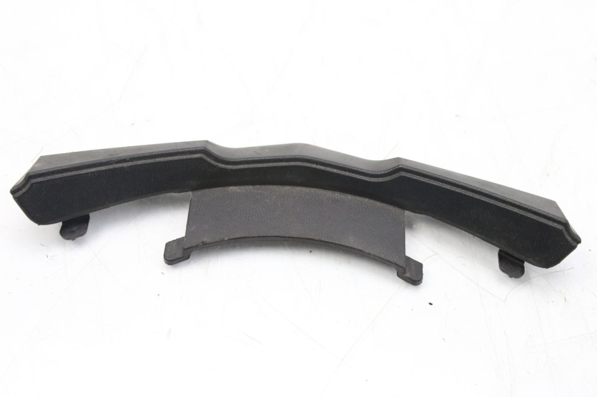 photo de Złącze owiewki przedniej YAMAHA D'ELIGHT DELIGHT 115 (2013 - 2017) - Zoom stanu zużycia