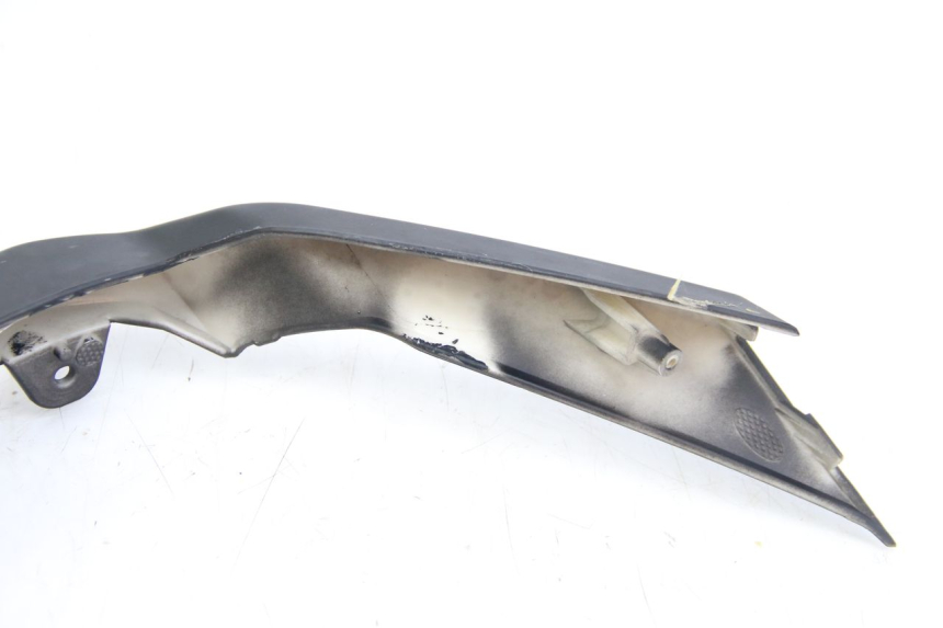 photo de Złącze owiewki przedniej JM MOTORS EVOLIS 4T 50 (2018 - 2022) - Zbliżenie komponentów