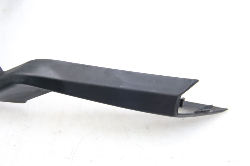 photo de Złącze owiewki przedniej JM MOTORS EVOLIS 4T 50 (2018 - 2022) - Zbliżenie techniczne