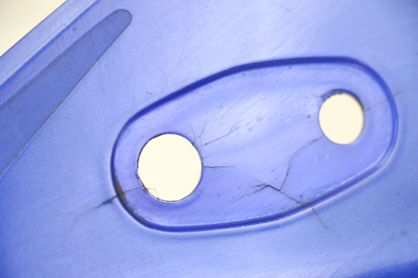 photo de Złącze owiewki przedniej STAHO FH 50 (2018 - 2019) - Zbliżenie techniczne