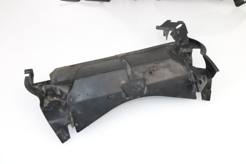 photo de Złącze owiewki przedniej YAMAHA FJR ABS 1300 (2006 - 2012) - Część sprawdzona