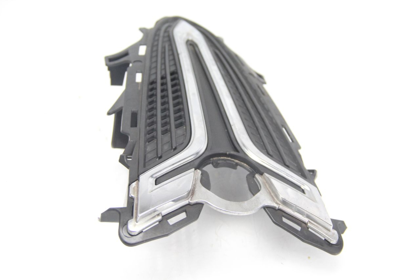 photo de Złącze owiewki przedniej MBK FLIPPER 115 (2013 - 2017) - Zbliżenie techniczne