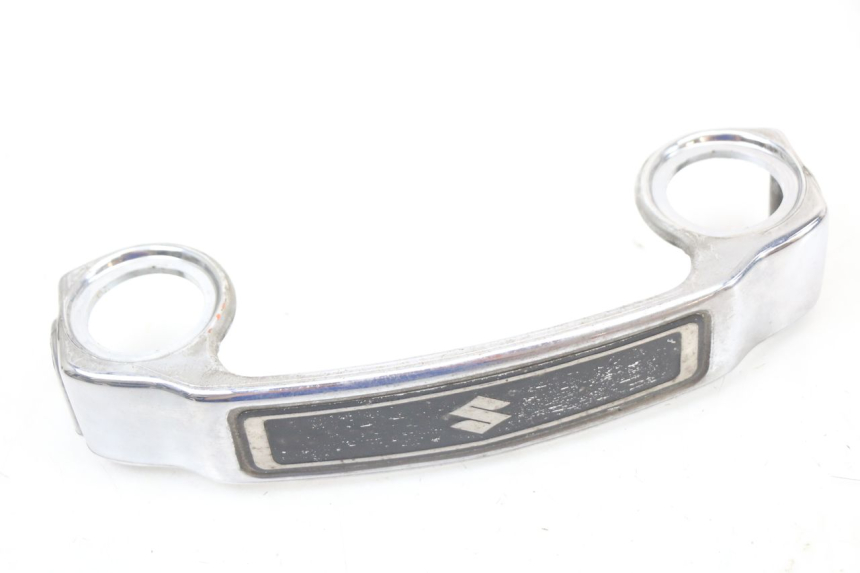 photo de Złącze owiewki przedniej SUZUKI GN 125 (1997 - 2000) - Widok główny