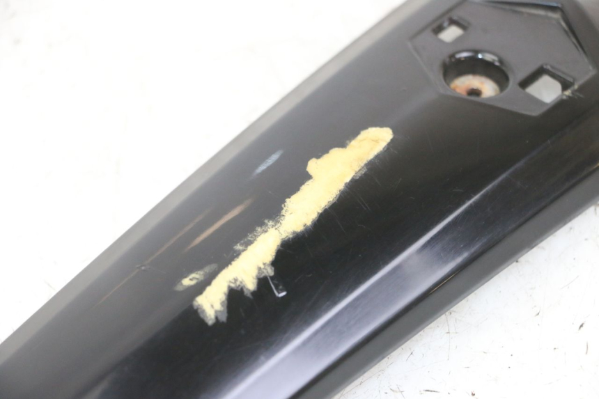 photo de Złącze owiewki przedniej PIAGGIO IE MP3 YOURBAN 300 (2011 - 2016) - Zbliżenie techniczne