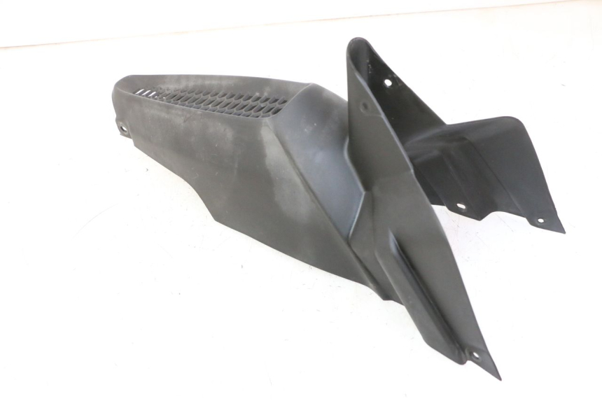 photo de Złącze dolnej przedniej owiewki QUADRO 4 4D 350 (2015 - 2018) - Inny kąt widzenia