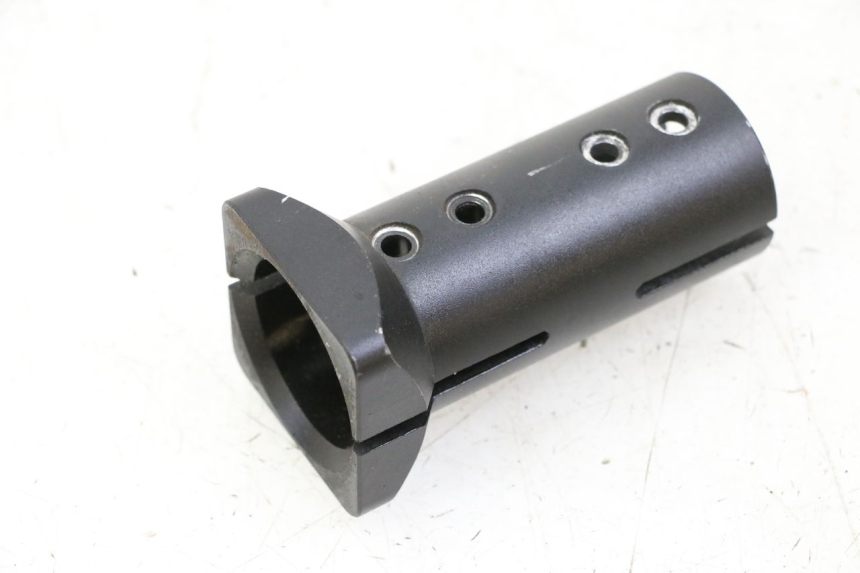 photo de Złącze dolnej przedniej owiewki DUALTRON AMINIA 1 - Widok główny