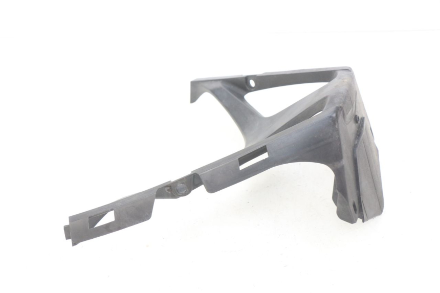 photo de Złącze dolnej przedniej owiewki HONDA CBRF CBR-F PC41 600 (2011 - 2013) - Zoom stanu zużycia