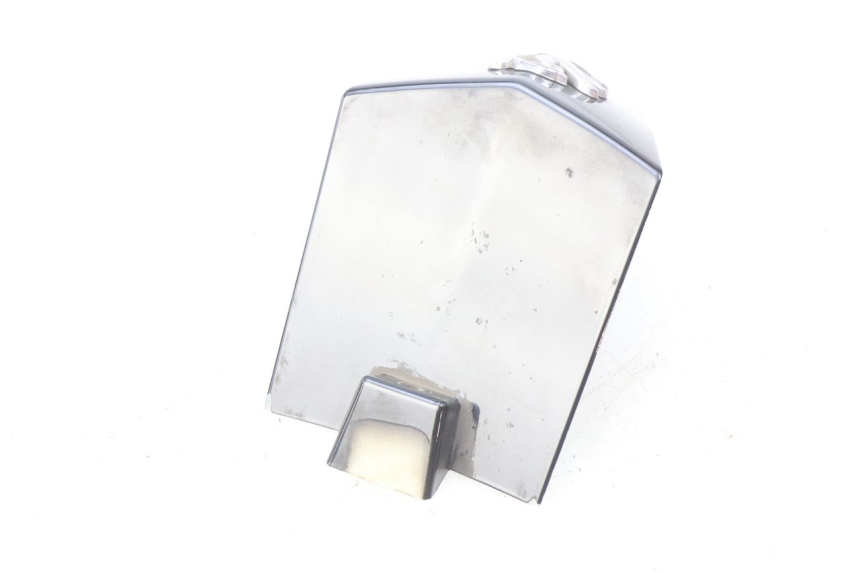 photo de Złącze dolnej przedniej owiewki PEUGEOT CITYSTAR 50 (2013 - 2017) - Zbliżenie techniczne