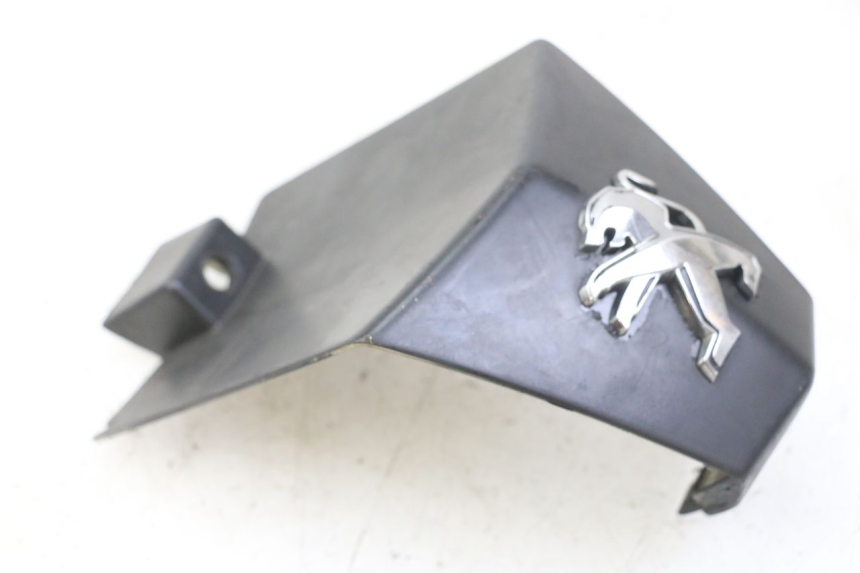 photo de Złącze dolnej przedniej owiewki PEUGEOT CITYSTAR 50 (2013 - 2017) - Widok ogólny