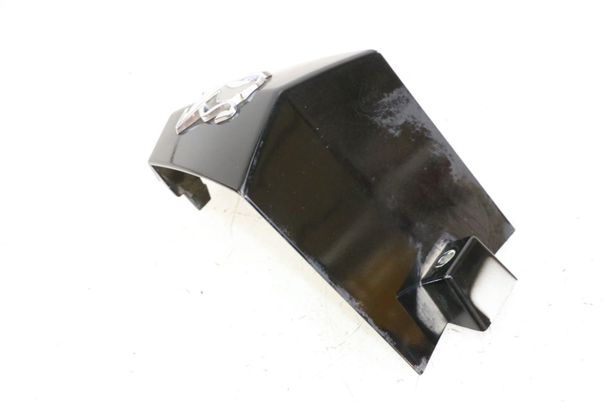 photo de Złącze dolnej przedniej owiewki PEUGEOT CITYSTAR 50 (2013 - 2017) - Zbliżenie techniczne