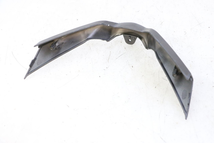 photo de Złącze dolnej przedniej owiewki JM MOTORS EVOLIS 4T 50 (2018 - 2022) - Zoom stanu zużycia