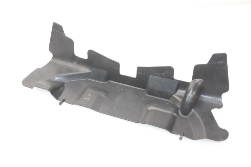 photo de Złącze dolnej przedniej owiewki SUZUKI GSX-R GSXR K16 1000 (2012 - 2016) - Widok główny