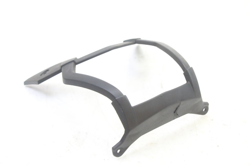 photo de Złącze dolnej przedniej owiewki PEUGEOT KISBEE 4T 50 (2018 - 2022) - Inny kąt widzenia