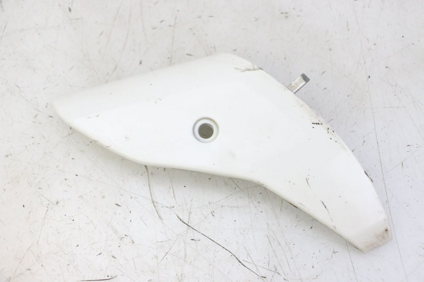 photo de Złącze dolnej przedniej owiewki PIAGGIO LXV 4T 50 (2009 - 2013) - Widok główny