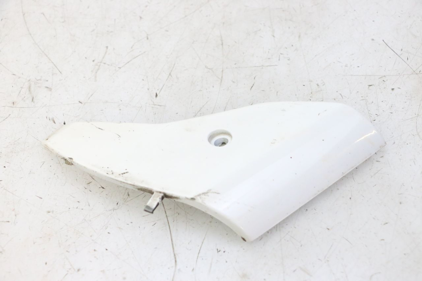 photo de Złącze dolnej przedniej owiewki PIAGGIO LXV 4T 50 (2009 - 2013) - Punkty mocowania