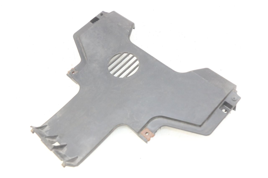 photo de Złącze dolnej przedniej owiewki PIAGGIO MP3 LT 300 (2010 - 2016) - Inny kąt widzenia