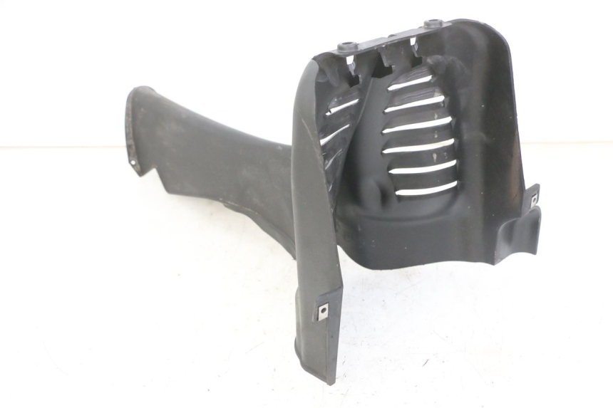 photo de Złącze dolnej przedniej owiewki PIAGGIO MP3 LT 300 (2010 - 2016) - Widok ogólny