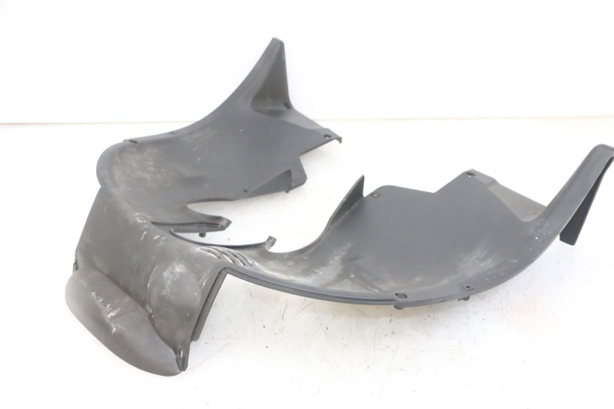 photo de Złącze dolnej przedniej owiewki PIAGGIO MP3 LT 300 (2010 - 2016) - Punkty mocowania