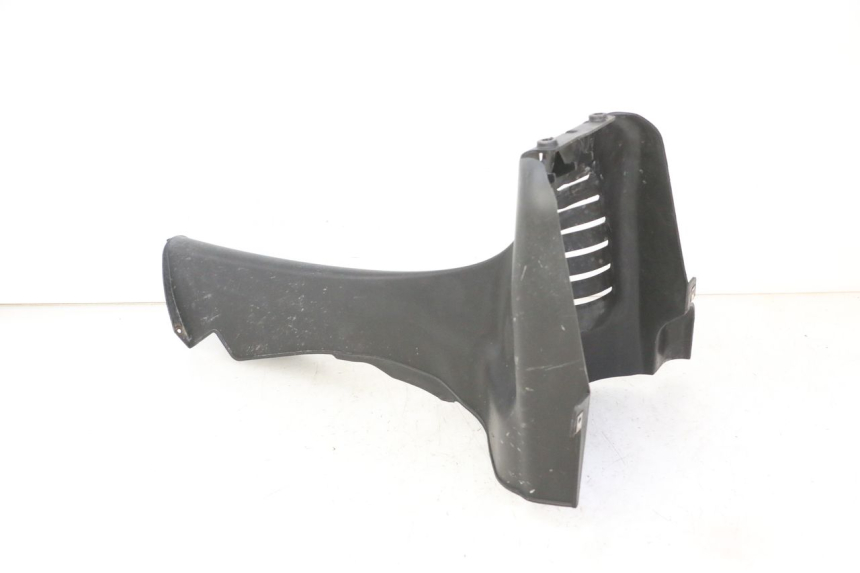 photo de Złącze dolnej przedniej owiewki PIAGGIO MP3 RL 250 (2006 - 2010) - Zbliżenie techniczne