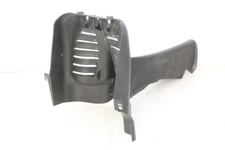 photo de Złącze dolnej przedniej owiewki PIAGGIO MP3 RL 250 (2006 - 2010) - Punkty mocowania