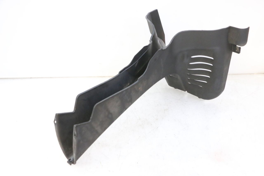 photo de Złącze dolnej przedniej owiewki PIAGGIO MP3 RL 250 (2006 - 2010) - Zbliżenie techniczne