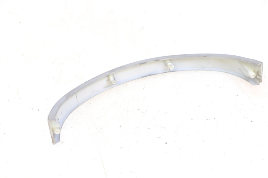 photo de Złącze dolnej przedniej owiewki EFUN PUSA 1 - Zoom stanu zużycia