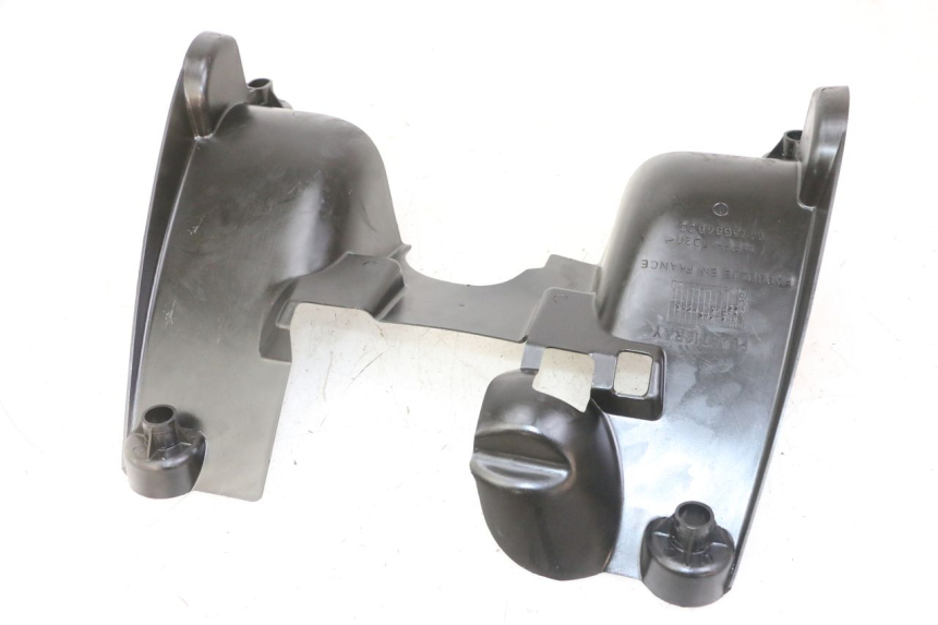 photo de Złącze dolnej przedniej owiewki PEUGEOT SPEEDFIGHT 2 LC 50 (2000 - 2009) - Zoom stanu zużycia