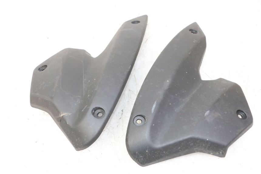 photo de Złącze dolnej przedniej owiewki PEUGEOT STREETZONE I NAKED 2T 50 (2018 - 2020) - Widok główny