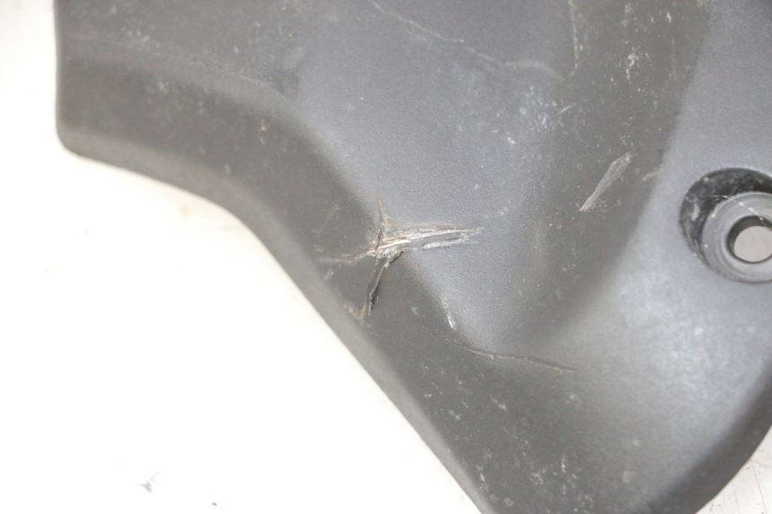 photo de Złącze dolnej przedniej owiewki PEUGEOT STREETZONE I NAKED 2T 50 (2018 - 2020) - Widok ogólny