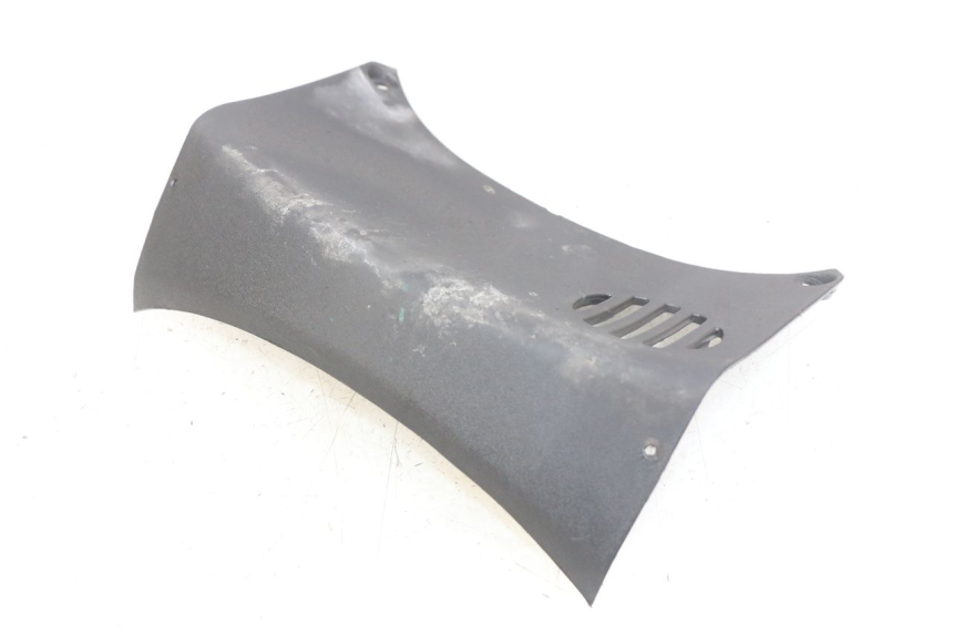 photo de Złącze dolnej przedniej owiewki PIAGGIO XEVO - X EVO 125 (2007 - 2017) - Zoom stanu zużycia