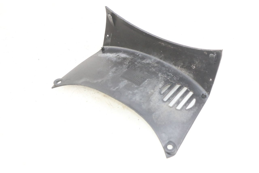 photo de Złącze dolnej przedniej owiewki PIAGGIO XEVO - X EVO 125 (2007 - 2017) - Szczegół części