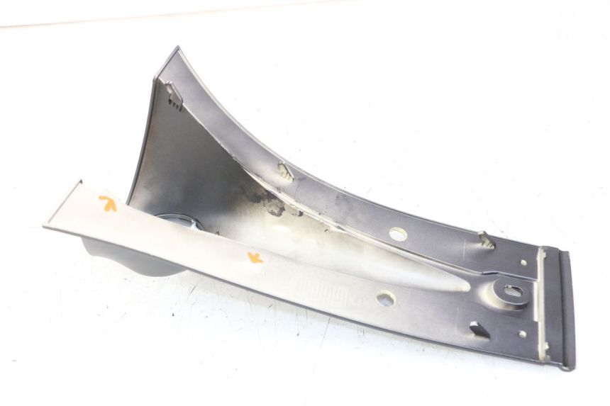 photo de Złącze owiewki przedniej JM MOTORS VX 125 (2022 - 2025) - Inny kąt widzenia